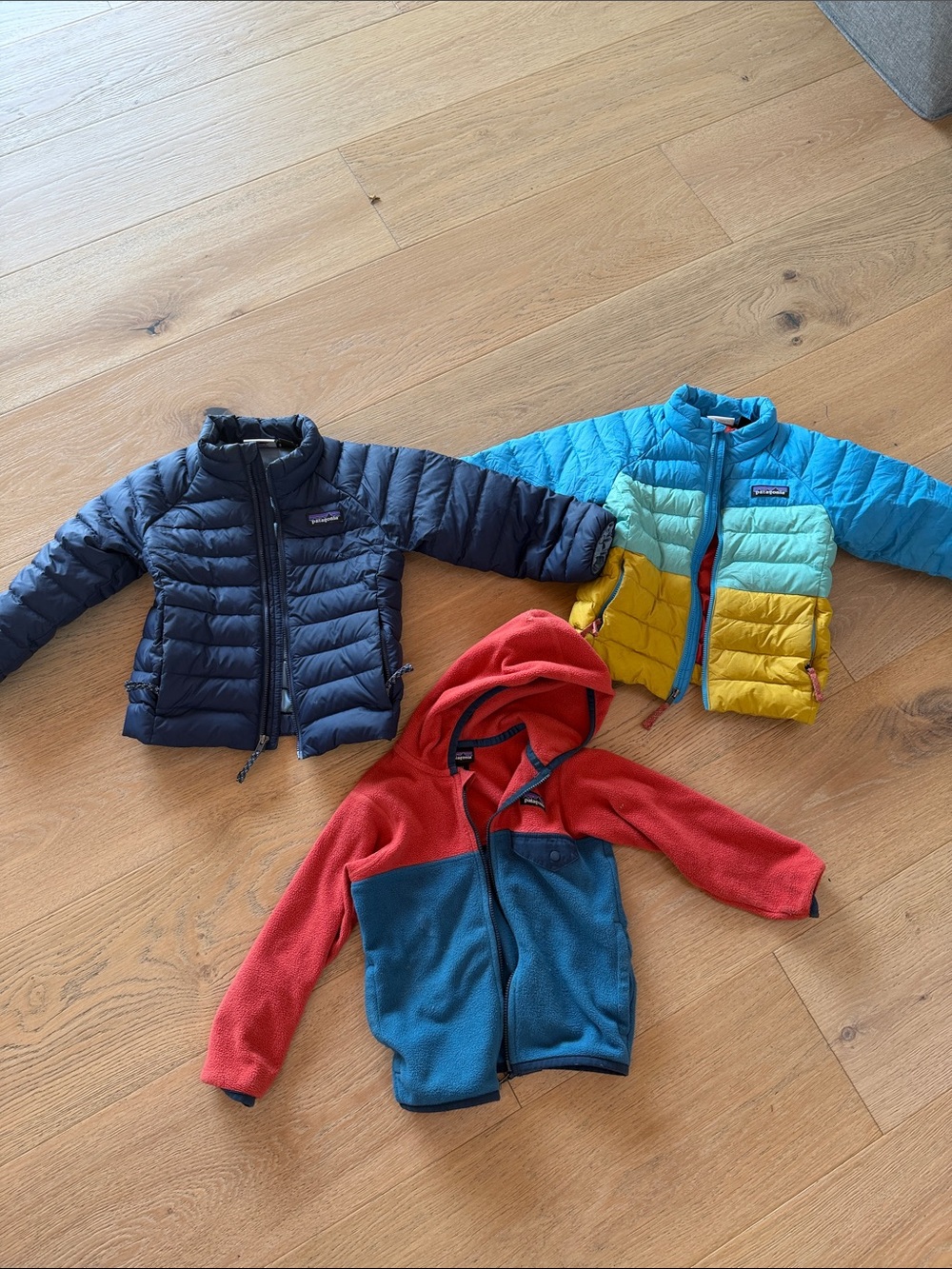 Patagonia Kids down Jackets - Navy, Teal/Yellow Colorblock & Red/Blue Fleece